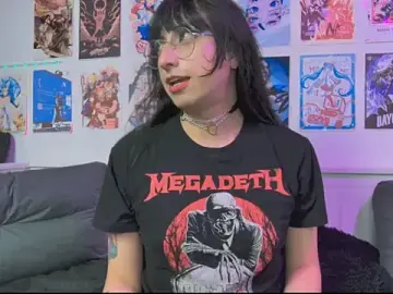 Stripchat Live Sex Cam of snowblack_