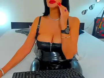 Stripchat Adult Webcam of shannon4u