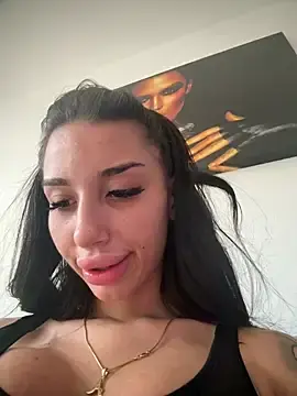 Stripchat Sex Cam of BlueEyes_BB