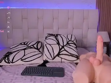 Stripchat Free Live Porn of isabella_whiithe