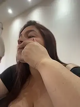 Stripchat Nude Webcam of sarahreyess_11