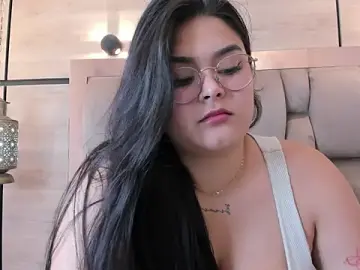 Stripchat Best Webcam of im_mou_