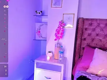 Stripchat Live Sex Cam of Tracy_lambo