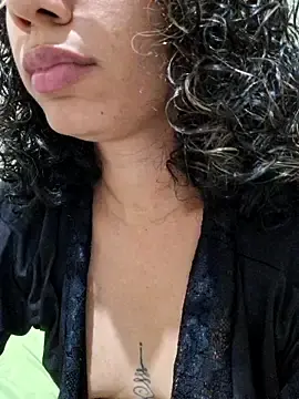 Stripchat Watch Live Sex Cams of RavenShyfit
