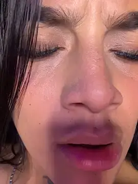 Stripchat Sex Cam of Emily_sharlot