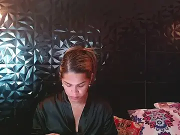 Stripchat Free Live Porn of PINK__LOLA1