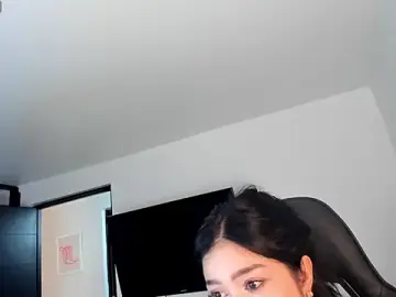 Stripchat Free Porn Cam of Abbye_blue01