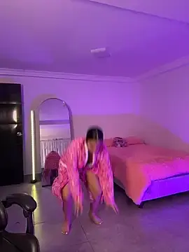 Stripchat Watch Live Sex Cams of JuanitaMore01