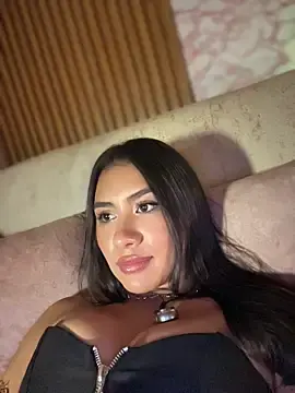 Stripchat Free Live Porn of Soy_Daniela