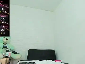 Stripchat Live Sex Cam of nathally_roses