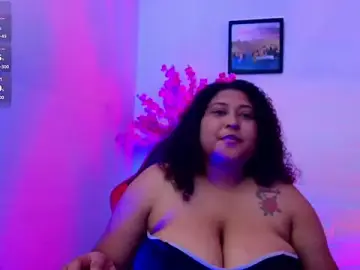 Stripchat Adult Video Chat of Ayliinn_