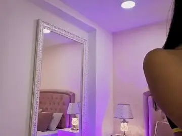 Stripchat Nude Webcam of ChloeMoon9