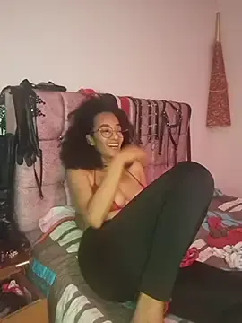Stripchat Nude Webcam of AmelieMartinez