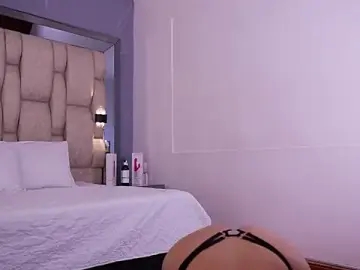 Stripchat Sex Cam of Luu_Princess