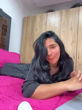 Stripchat Live Sex Cam of Meganmilk1