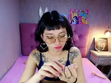 Stripchat Free Porn Cam of charlottemoonxz
