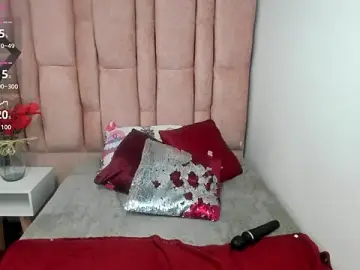 Stripchat Adult Webcam of Issa_Milf__