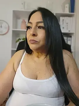 Stripchat Sex Cam of Gina_Myers