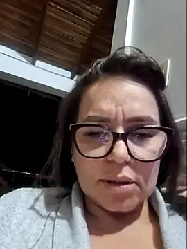 Stripchat Sex Cam of MariaPau_83
