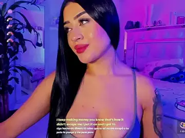 Stripchat Best live sex cam show of lucianaroy