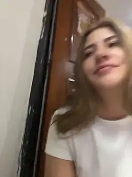 Stripchat Best Webcam of Andrea_19blonde