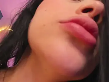Stripchat Adult Webcams of ViolettaHotLatin_