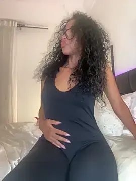 Stripchat Adult Webcams of IamCrystal2