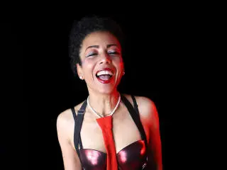 Xlovecam Private Sex Chat of BrendaLive