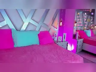 Xlovecam Free Porn Cam of Amberv