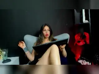 Xlovecam Sex Cam of LeilaGoddes