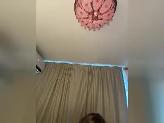 Xlovecam Sex Cam of SofieWhite