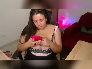 Xlovecam Private Sex Chat of KrisGarner