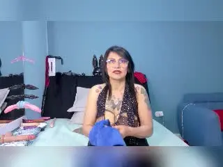 Xlovecam Free Porn Cam of DonnaJones