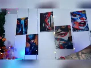 Xlovecam Adult Webcam of SarahRousen