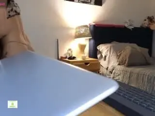 Xlovecam Sex Cam of SeleneBrigth