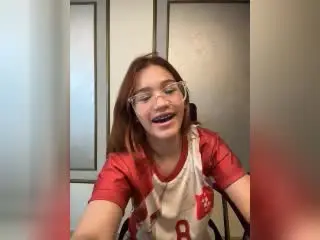 Xlovecam Best live sex cam show of ElodieGardner