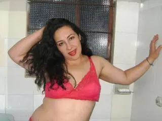 Xlovecam Sex Cam of SexyHotLatinexx