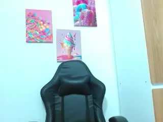 Xlovecam Best live sex cam show of TamaraPeach
