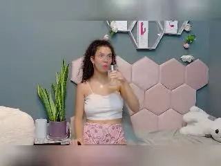Xlovecam Live Sex Cam of DylanyAllly69