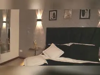 Xlovecam Live Sex Cam of AmiiRosse